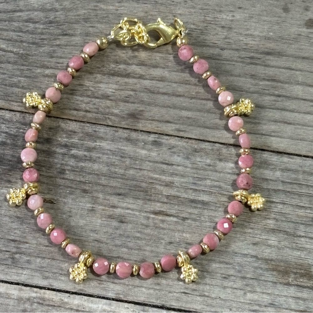 Rhodonite Beaded Pink & Gold Flower Bracelet - Picture 1 of 6